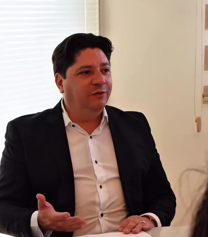 Atendimento, Sidney Fabro Advogados